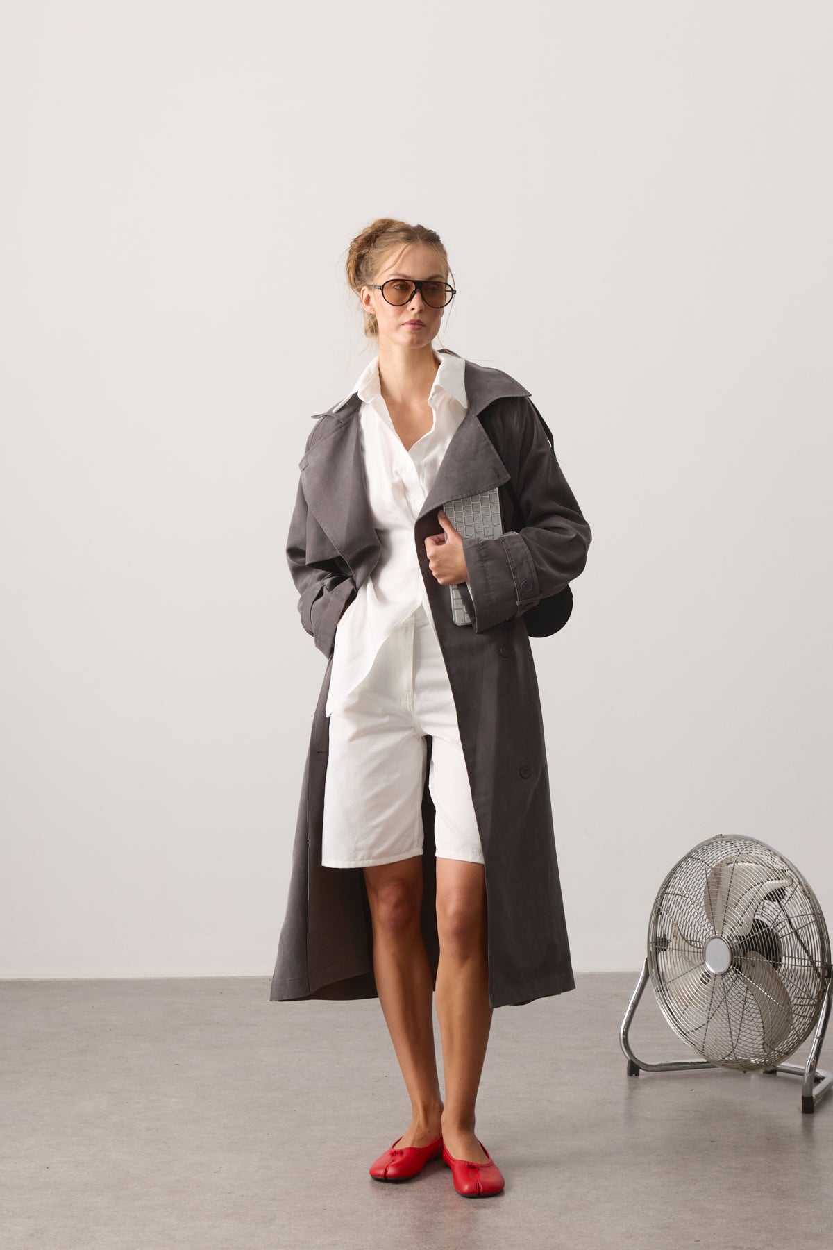 LOOK 2