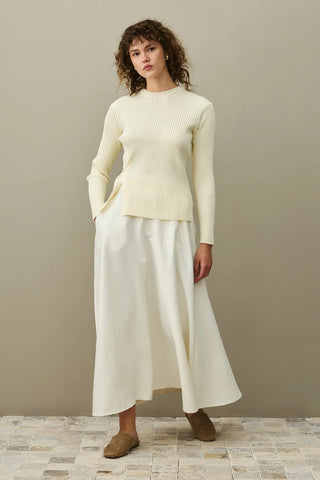Slit Basic Sweater Ecru
