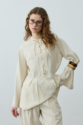 Bağcık Detaylı Üst Ekru