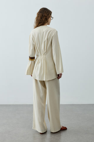 Bağcık Detaylı Üst Ekru