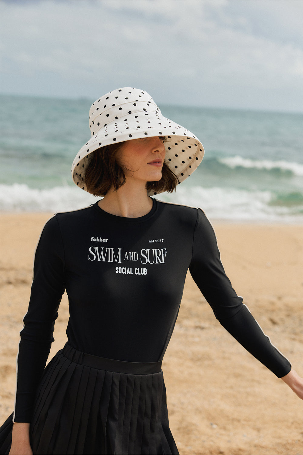 Biyeli Swim Baskı Surf Mayo Siyah
