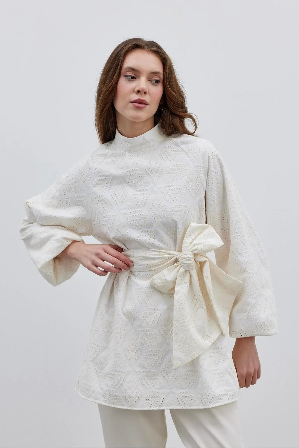 Embroidered Top Ecru