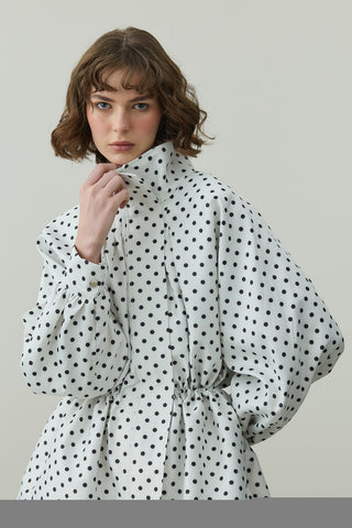 Büzgü Detaylı Puantiye Ceket Ekru