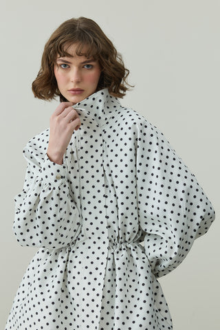 Büzgü Detaylı Puantiye Ceket Ekru