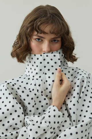 Büzgü Detaylı Puantiye Ceket Ekru