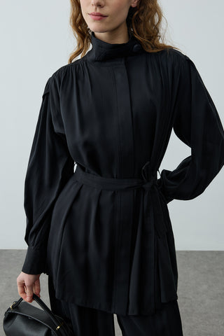 Dik Yaka Büzgülü Takım Siyah