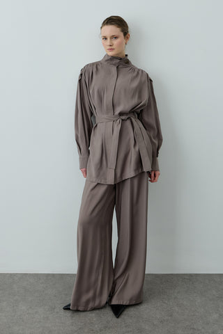 Dik Yaka Büzgülü Takım Vizon