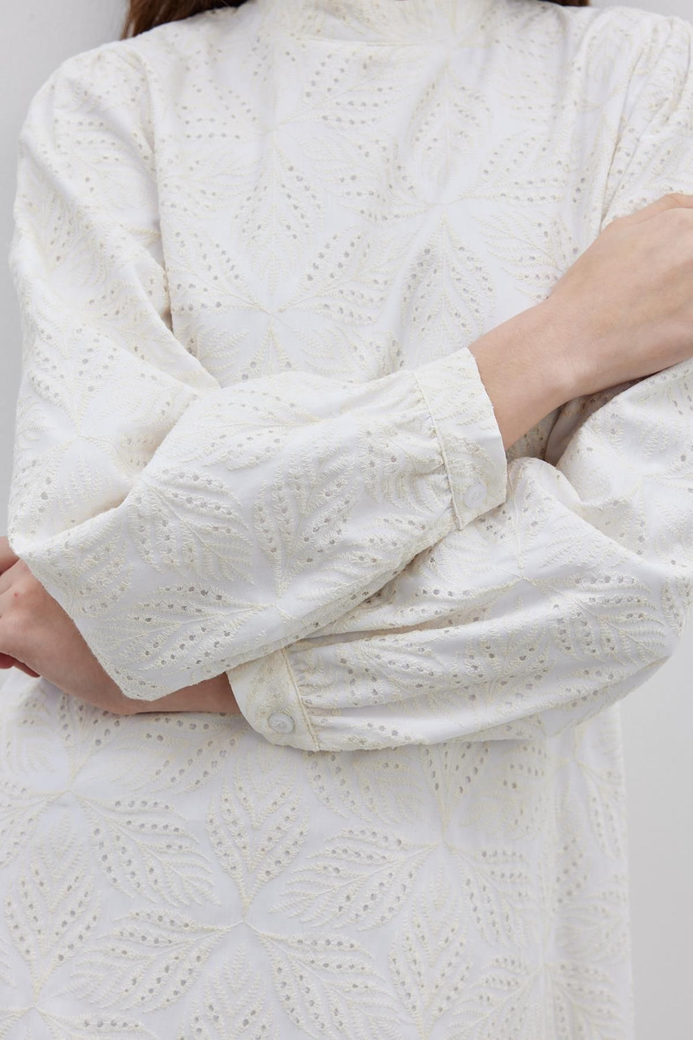 Plain Embroidery Dress Ecru