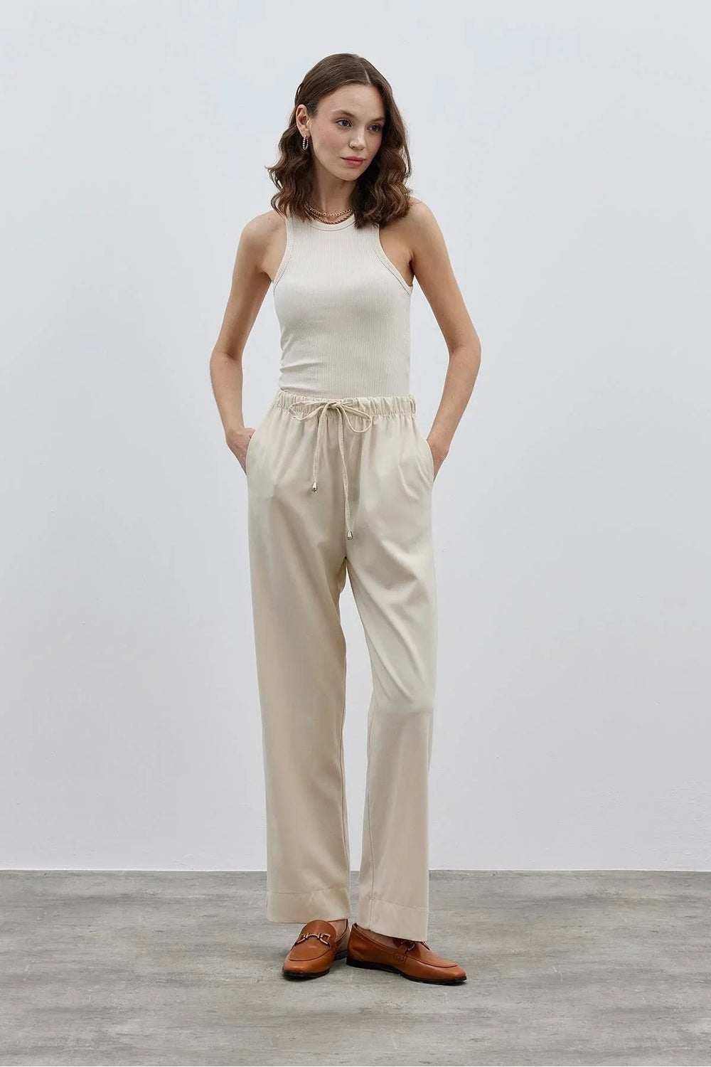 Straight Cut Women's Trousers Cream