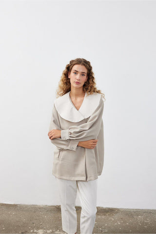 Geniş Yakalı Kadın Gömlek Ceket Taş Taş