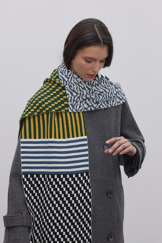 Geometri Desenli Örme Uzun Atkı Desenli