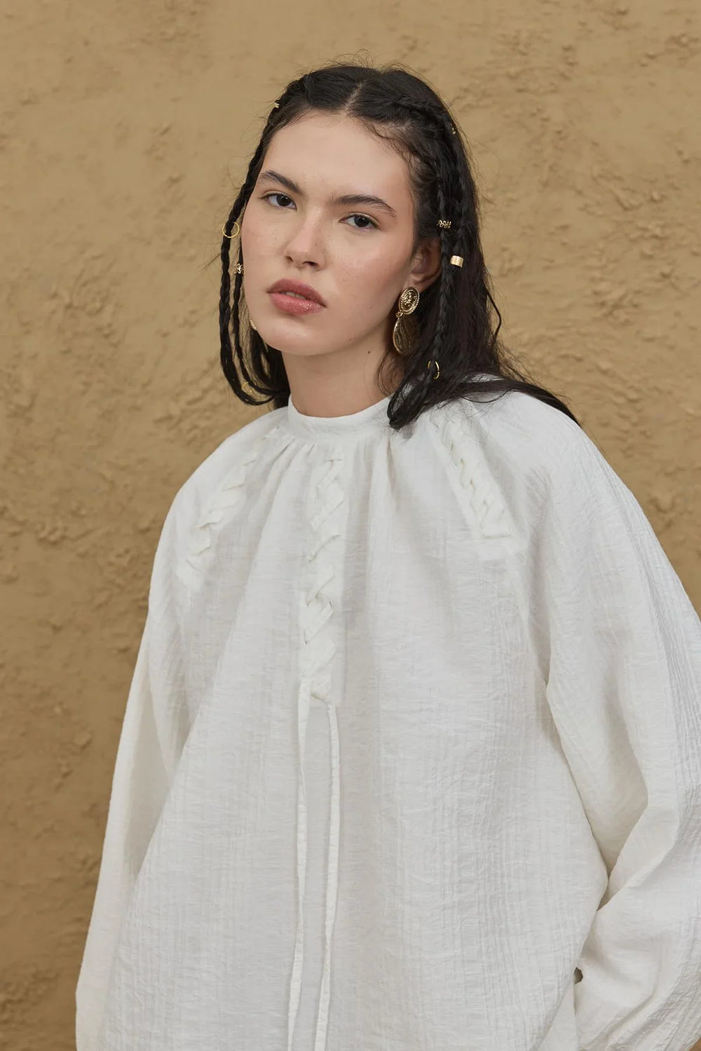 Buttonhole Detailed Shirt Ecru