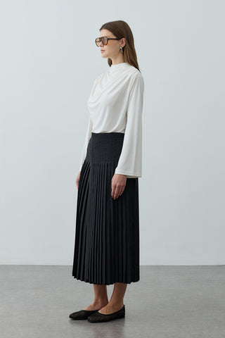 Kapaklı Pilise Etek Siyah