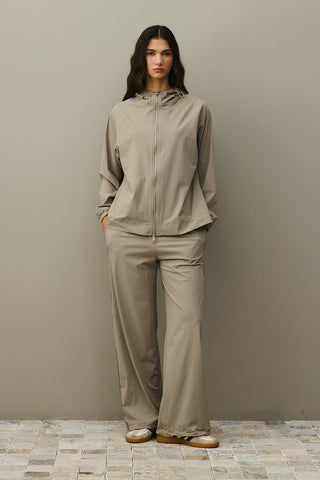 Kapüşonlu Light Touch Takım Vizon