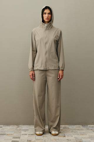 Kapüşonlu Light Touch Takım Vizon