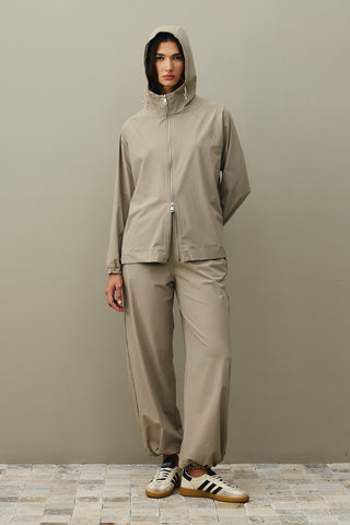 Kapüşonlu Light Touch Takım Vizon