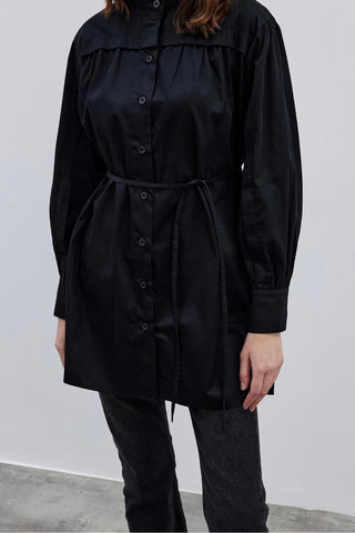 Kat Detaylı Gömlek Siyah - Fahhar Design