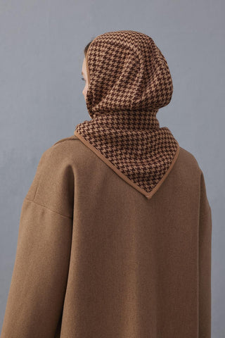 Kazayağı Kapüşonlu Atkı Kahverengi - Fahhar Design