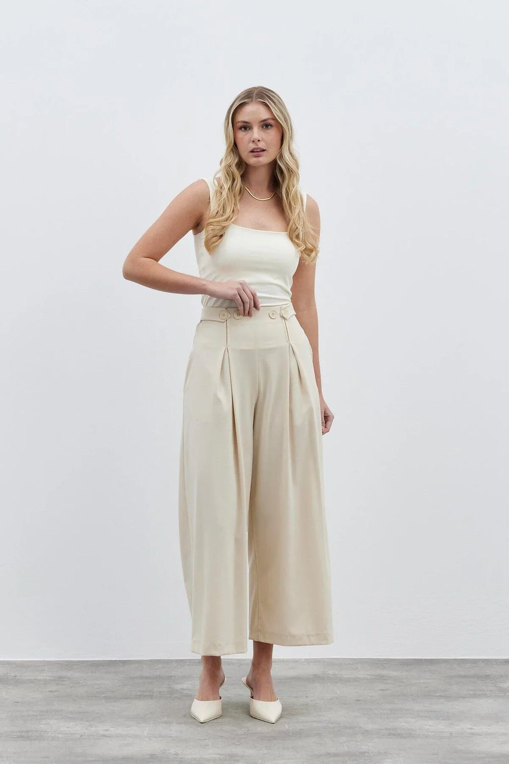 Belt Detailed Women's Trousers in Ecru