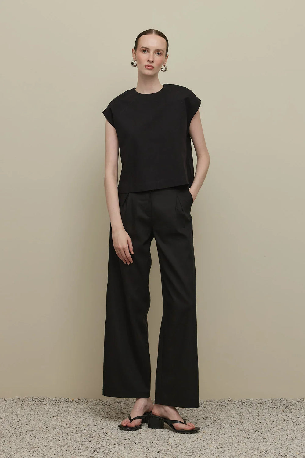 Linen Straight Trousers Black