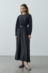 Kıraşlı Kaplama Kemerli Elbise Siyah