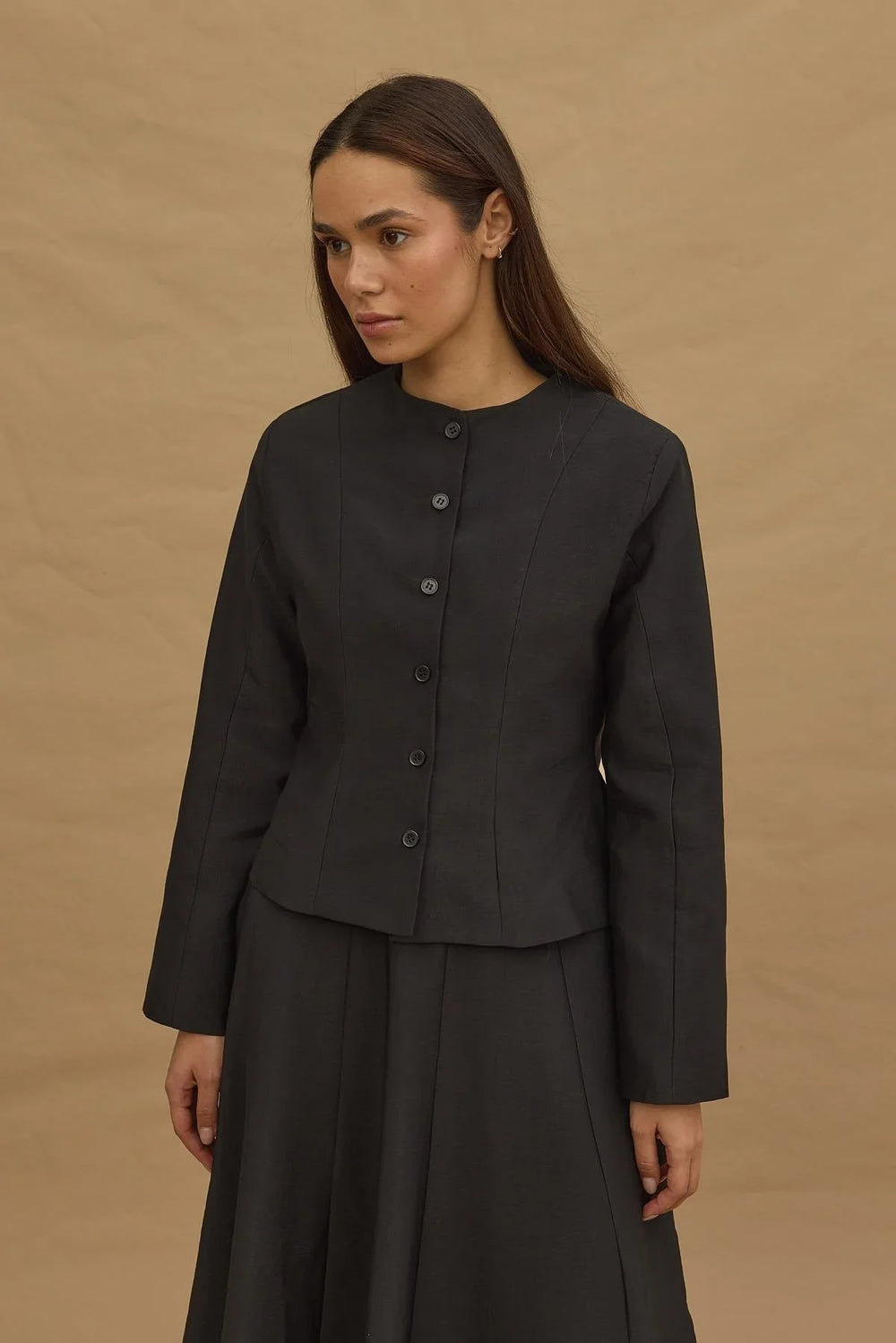 Short Darted Jacket Black