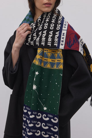 Koç Burcu Temalı Örme Uzun Atkı Desenli