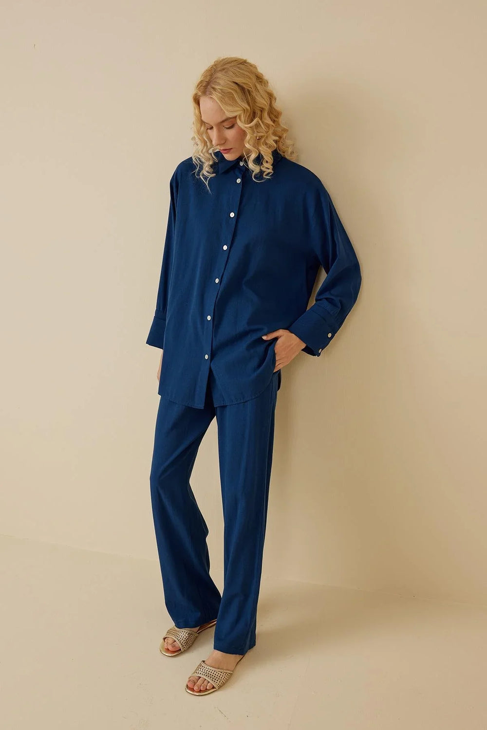 Cuff Detailed Linen Suit Blue