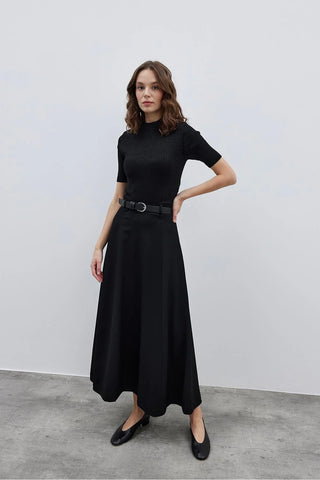 Parça Kesimli Etek Siyah - Fahhar Design
