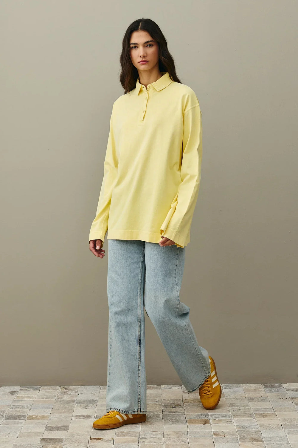 Polo Yaka Yıkamalı Sweatshirt Sarı