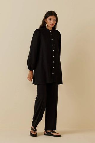 Şeritli Keten Gömlek Siyah - Fahhar Design