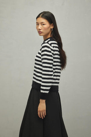 Soft Çizgili Crop Kazak Siyah - Fahhar Design