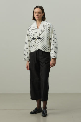 Toka Detaylı Puantiye Ceket Ekru