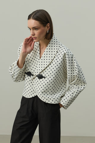 Toka Detaylı Puantiye Ceket Ekru