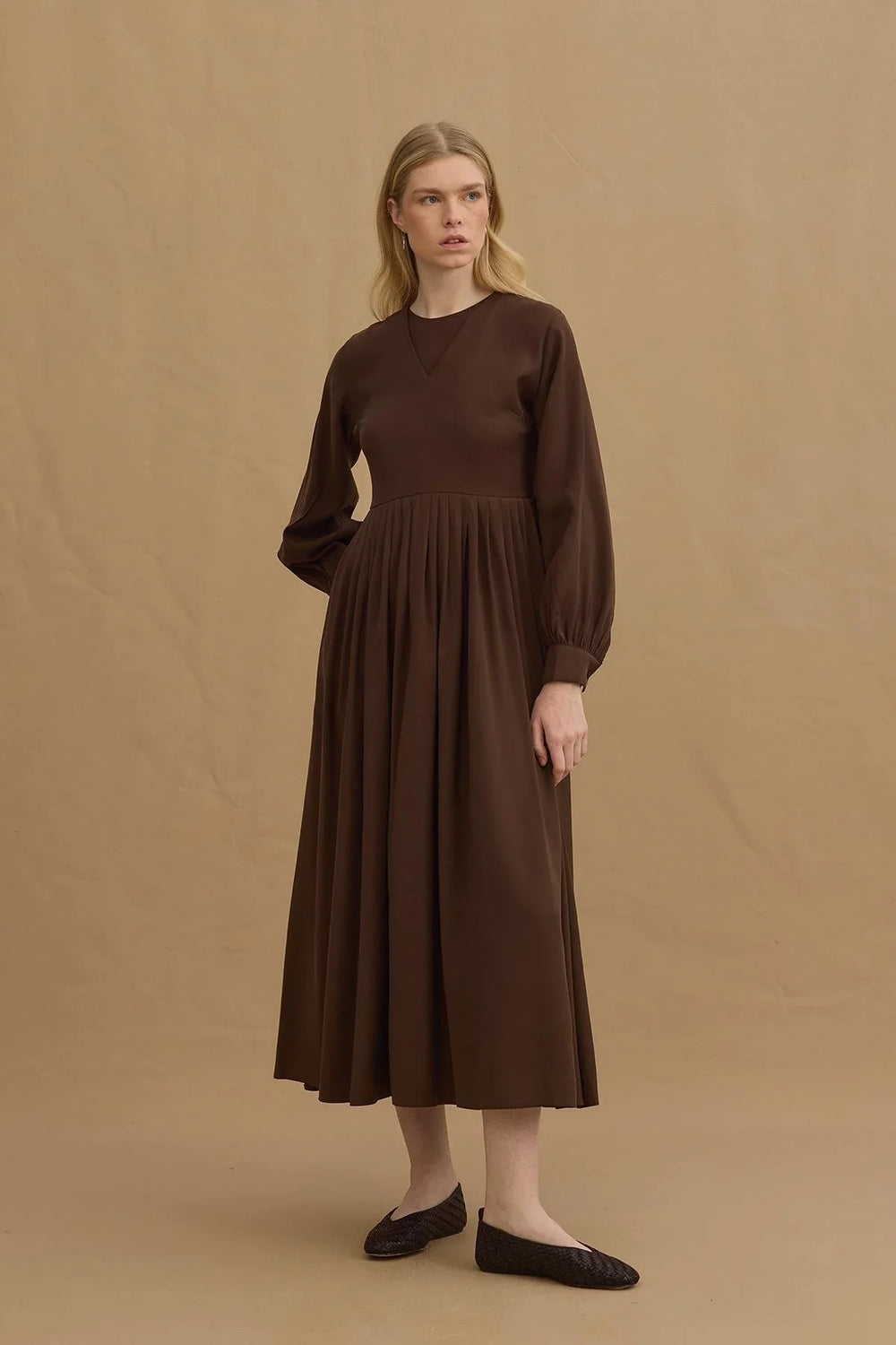 V-Neck Pleated Tencel Dress Brown