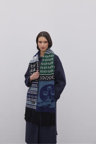 Yengeç Burcu Temalı Örme Uzun Atkı Desenli