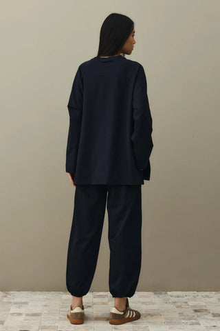 Yırtmaç Detaylı Basic Sweatshirt Lacivert