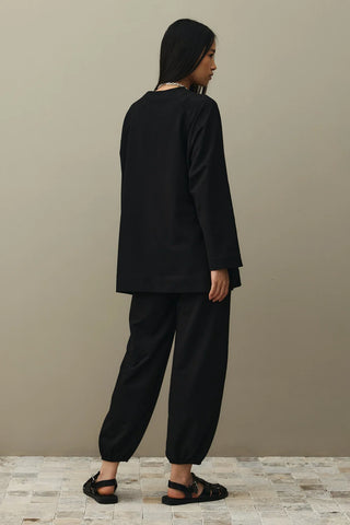 Yırtmaç Detaylı Basic Sweatshirt Siyah