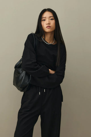 Yırtmaç Detaylı Basic Sweatshirt Siyah